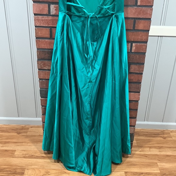 JULES AND CLEO satin spaghetti strap dress - Picture 9 of 14